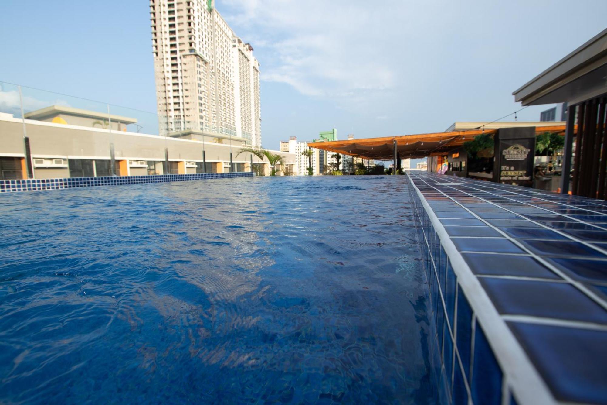 The Pad Coliving Hostel Cebu Exterior photo